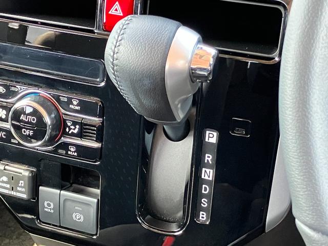 トールカスタムGLEDヘッドランプ キーフリーシステム プッシュボタンスタート オートエアコン(プッシュ式) 両側パワースライドドア マルチインフォメーションディスプレイ(静岡県)の中古車