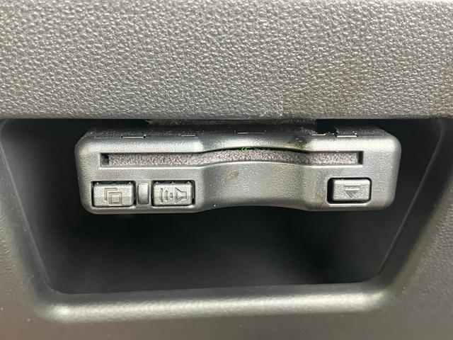 ムーヴキャンバスＧメイクアップリミテッド　ＳＡIII１４インチフルホイールキャップ　ＬＥＤヘッドランプ　キーフリーシステム　両側パワースライドドア　オートエアコン（プッシュ式）　オートライト　置きラクボックス（静岡県）の中古車