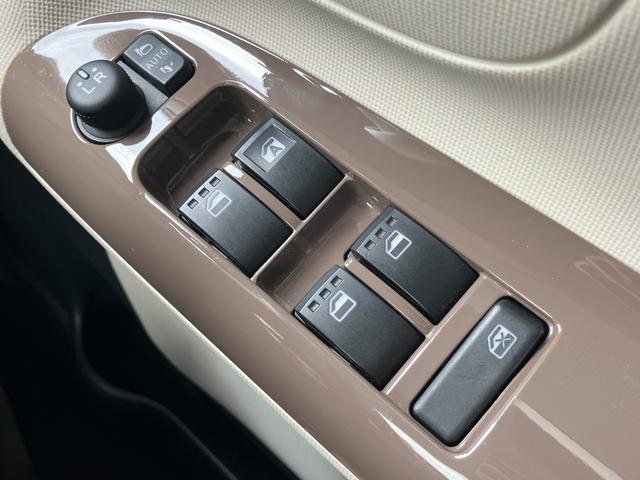 ムーヴキャンバスＧメイクアップリミテッド　ＳＡIII１４インチフルホイールキャップ　ＬＥＤヘッドランプ　キーフリーシステム　両側パワースライドドア　オートエアコン（プッシュ式）　オートライト　置きラクボックス（静岡県）の中古車