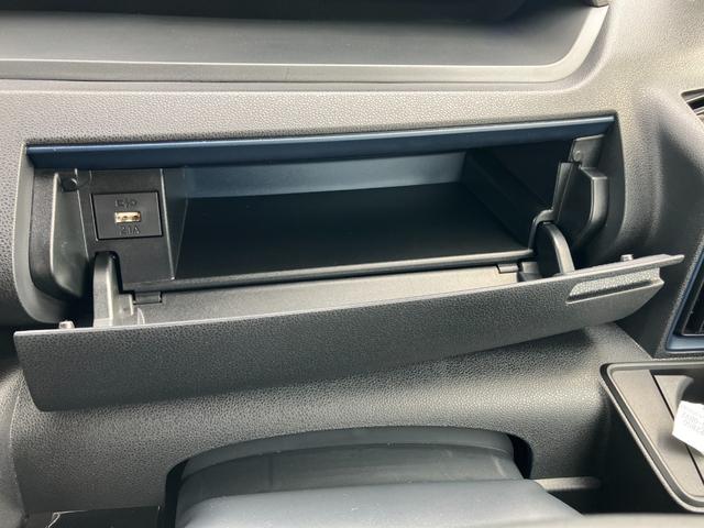 タントカスタムＲＳ１５インチアルミホイール　キーフリーシステム　プッシュボタンスタート　オートエアコン（プッシュ式）　フルＬＥＤヘッドランプ　オート格納式カラードドアミラー　本革巻ステアリングホイール（静岡県）の中古車