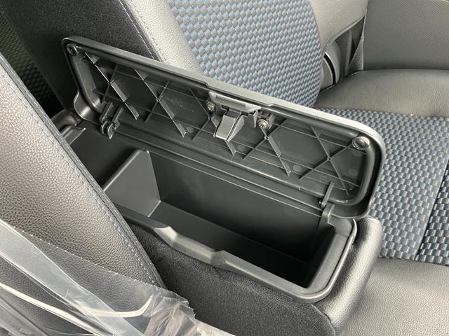 タントカスタムＲＳ１５インチアルミホイール　キーフリーシステム　プッシュボタンスタート　オートエアコン（プッシュ式）　フルＬＥＤヘッドランプ　オート格納式カラードドアミラー　本革巻ステアリングホイール（静岡県）の中古車