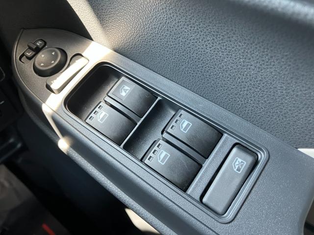 タントＸ１４インチフルホイールキャップ　フルＬＥＤヘッドランプ　オート格納式カラードドアミラー　左側パワースライドドア　ＴＦＴカラーマルチインフォメーションディスプレイ　フルファブリックシート（静岡県）の中古車