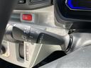 １４インチアルミホイール　ＬＥＤヘッドランプ　オート格納式カラードドアミラー　自発光式デジタルメーターブルーイルミネーションメーター　オートエアコン（プッシュ式）　キーフリーシステム（静岡県）の中古車