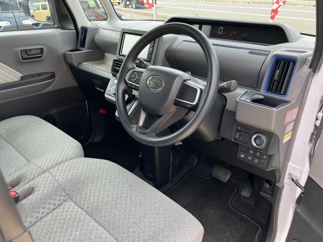 タントＸセレクション３６０度スーパーＵＶＩＲカットガラス　格納式シートバックテーブル　シートバックポケット　運転席シートリフター　チルトステアリング　シートヒーター　リヤヒーターダクト（静岡県）の中古車
