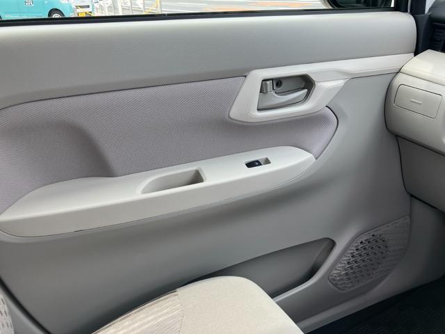 ムーヴＬ　ＳＡIII１４インチフルホイールキャップ　ＵＶカットゴラス（フロントドア）　ウレタンステアリングホイール　キーレスエントリー　マニュアルエアコン（ダイヤル式）（静岡県）の中古車