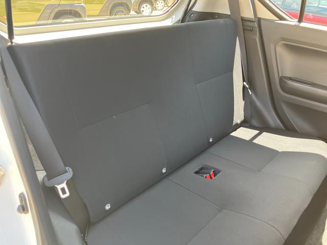 ミライースＬ　ＳＡIII１３インチフルホイールキャップ　マルチリフレクターハロゲンヘッドランプ　可倒式ドアミラー　自発光式デジタルメーターアンバーイルミネーションメーター　マニュアルエアコン（ダイヤル式）　キーレスエントリー（静岡県）の中古車