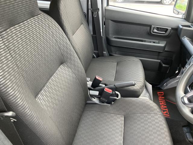 ハイゼットカーゴＤＸＣＶＴ　撥水フルファブリックシート表皮　オーバーヘッドシェルフ　アッパートレイ　キーレスエントリー　ユースフルナット（３１ヶ所）（静岡県）の中古車