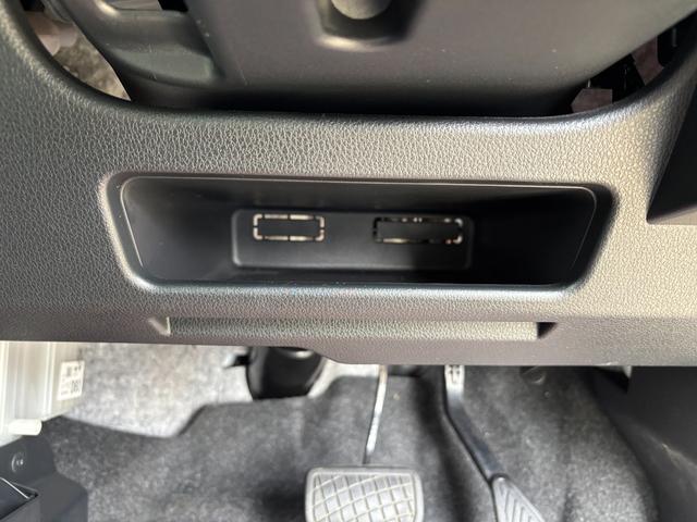 ムーヴキャンバスストライプスＧ１４インチフルホイールキャップ　ＬＥＤヘッドランプ　ＬＥＤフォグランプ　ホっとカップホルダー　両側パワースライドドア　キーフリーシステム　プッシュボタンスタート　ＵＶカットガラス（静岡県）の中古車