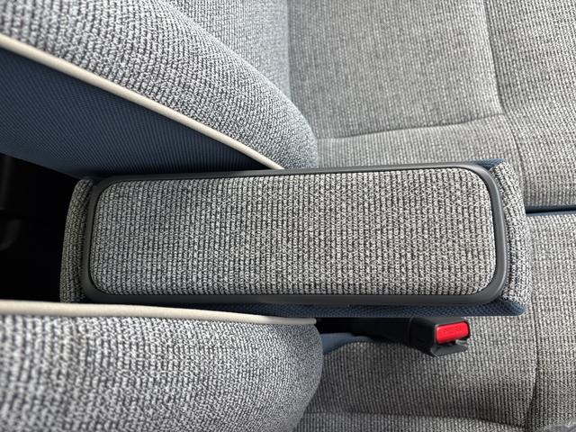 ムーヴキャンバスストライプスＧ１４インチフルホイールキャップ　ＬＥＤヘッドランプ　ＬＥＤフォグランプ　ホっとカップホルダー　両側パワースライドドア　キーフリーシステム　プッシュボタンスタート　ＵＶカットガラス（静岡県）の中古車