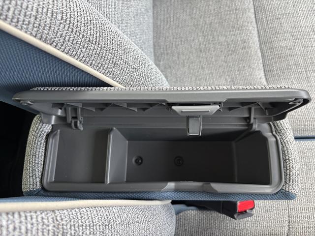 ムーヴキャンバスストライプスＧ１４インチフルホイールキャップ　ＬＥＤヘッドランプ　ＬＥＤフォグランプ　ホっとカップホルダー　両側パワースライドドア　キーフリーシステム　プッシュボタンスタート　ＵＶカットガラス（静岡県）の中古車