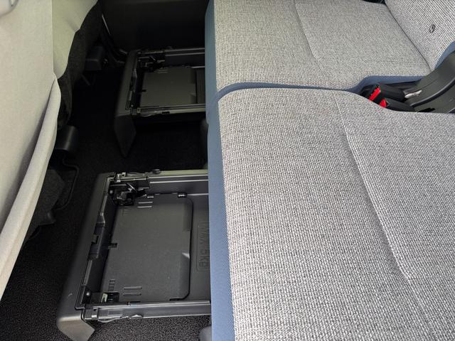 ムーヴキャンバスストライプスＧ１４インチフルホイールキャップ　ＬＥＤヘッドランプ　ＬＥＤフォグランプ　ホっとカップホルダー　両側パワースライドドア　キーフリーシステム　プッシュボタンスタート　ＵＶカットガラス（静岡県）の中古車