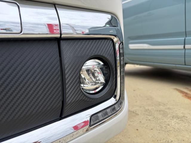 タントカスタムRS トップエディションVS SAIII15インチアルミホイール 大型エアロバンパー LEDヘッドランプ オート格納式カラードドアミラー 本革巻ステアリングホイール 両側パワースライドドア(静岡県)の中古車