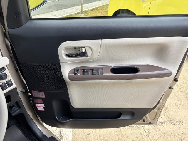 ムーヴキャンバスXホワイトアクセントリミテッド SAIII14インチフルホイールキャップ キーフリーシステム 両側パワースライドドア オートエアコン(プッシュ式) オートライト 置きラクボックス(静岡県)の中古車