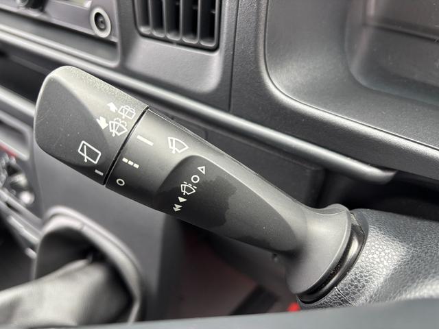 ハイゼットカーゴクルーズＳＡIII２ＷＤ　ＭＴ　電動格納式カラードドアミラー　ＵＶカットガラス（フロントウィンドウ）　１２インチフルホイールキャップ　撥水フルファヴリックシート表皮　キーレスエントリー　マニュアルエアコン（静岡県）の中古車