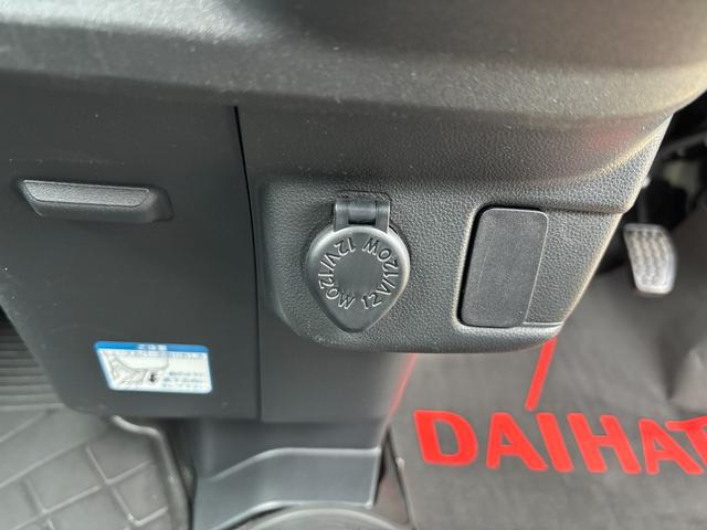 ハイゼットカーゴクルーズＳＡIII２ＷＤ　ＭＴ　電動格納式カラードドアミラー　ＵＶカットガラス（フロントウィンドウ）　１２インチフルホイールキャップ　撥水フルファヴリックシート表皮　キーレスエントリー　マニュアルエアコン（静岡県）の中古車