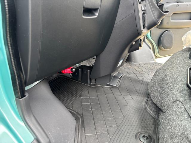 ハイゼットカーゴクルーズＳＡIII２ＷＤ　ＭＴ　電動格納式カラードドアミラー　ＵＶカットガラス（フロントウィンドウ）　１２インチフルホイールキャップ　撥水フルファヴリックシート表皮　キーレスエントリー　マニュアルエアコン（静岡県）の中古車