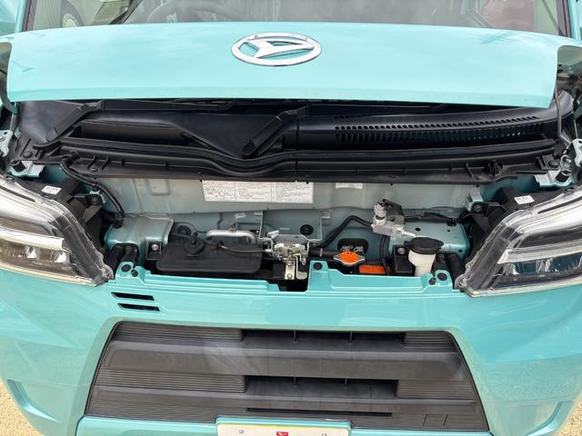 ハイゼットカーゴクルーズＳＡIII２ＷＤ　ＭＴ　電動格納式カラードドアミラー　ＵＶカットガラス（フロントウィンドウ）　１２インチフルホイールキャップ　撥水フルファヴリックシート表皮　キーレスエントリー　マニュアルエアコン（静岡県）の中古車