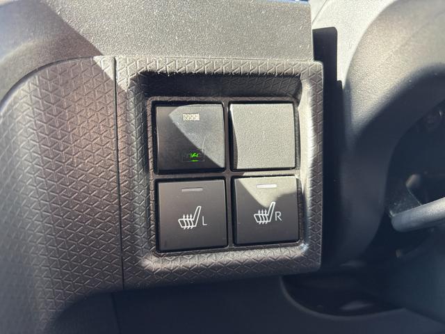 タントファンクロスターボ１５インチアルミホイール　キーフリーシステム　プッシュボタンスタート　オートエアコン（プッシュ式）　フルＬＥＤヘッドランプ　オート格納式カラードドアミラー　本革巻ステアリングホイール（静岡県）の中古車