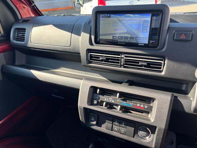 ハイゼットトラックジャンボエクストラLEDヘッドランプ シートスライド&リクライニング機構 荷台ステップ オーバーヘッドシェルフ マニュアルエアコン コーナーセンサー(静岡県)の中古車