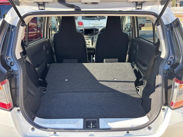 ミライースＸ　ＳＡIII１４インチフルホイールキャップ　ＬＥＤヘッドランプ　電動格納式（カラード）ドアミラー　自発光式デジタルメーターブルーイルミネーションメーター　マニュアルエアコン（ダイヤル式）　キーレスエントリー（静岡県）の中古車