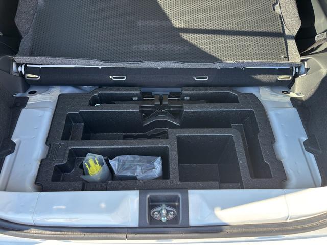 ミライースＸ　ＳＡIII１４インチフルホイールキャップ　ＬＥＤヘッドランプ　電動格納式（カラード）ドアミラー　自発光式デジタルメーターブルーイルミネーションメーター　マニュアルエアコン（ダイヤル式）　キーレスエントリー（静岡県）の中古車