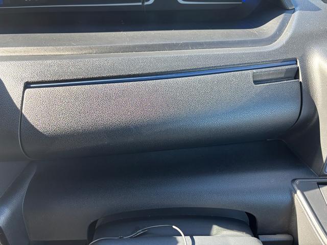 タントカスタムRS15インチアルミホイール キーフリーシステム プッシュボタンスタート オートエアコン(プッシュ式) フルLEDヘッドランプ オート格納式カラードドアミラー 本革巻ステアリングホイール(静岡県)の中古車