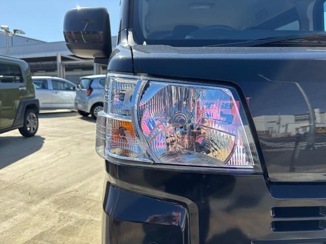 ハイゼットカーゴクルーズＣＶＴ　電動格納式カラードドアミラー　スーパーＵＶＩＲカットガラス（フロントウィンドウ）　１２インチフルホイールキャップ　撥水フルファヴリックシート表皮　大型ＬＥＤ荷室灯　キーフリーシステム（静岡県）の中古車