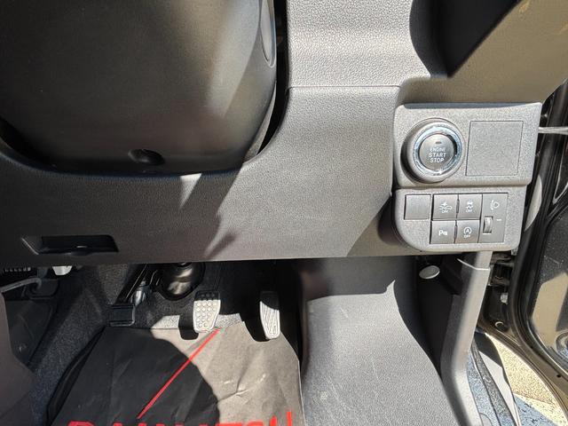 ハイゼットカーゴクルーズＣＶＴ　電動格納式カラードドアミラー　スーパーＵＶＩＲカットガラス（フロントウィンドウ）　１２インチフルホイールキャップ　撥水フルファヴリックシート表皮　大型ＬＥＤ荷室灯　キーフリーシステム（静岡県）の中古車