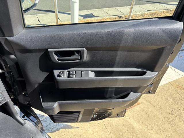 ハイゼットカーゴクルーズＣＶＴ　電動格納式カラードドアミラー　スーパーＵＶＩＲカットガラス（フロントウィンドウ）　１２インチフルホイールキャップ　撥水フルファヴリックシート表皮　大型ＬＥＤ荷室灯　キーフリーシステム（静岡県）の中古車