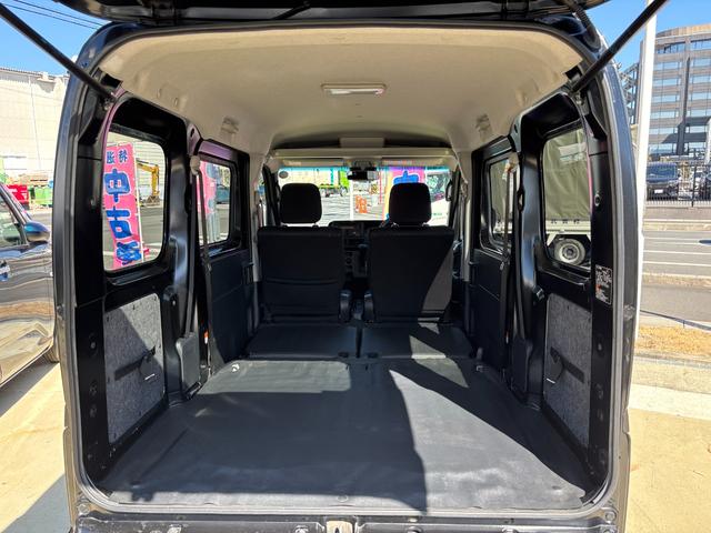 ハイゼットカーゴクルーズＣＶＴ　電動格納式カラードドアミラー　スーパーＵＶＩＲカットガラス（フロントウィンドウ）　１２インチフルホイールキャップ　撥水フルファヴリックシート表皮　大型ＬＥＤ荷室灯　キーフリーシステム（静岡県）の中古車