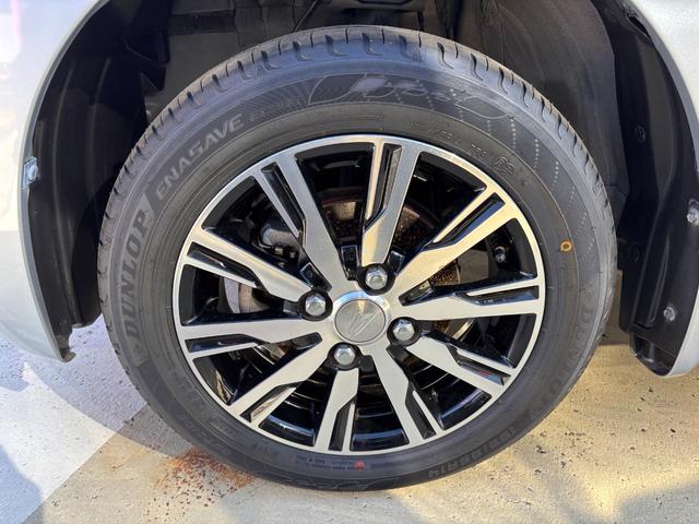 タントＸ　ＶＳ　ＳＡIIIキーフリーシステム　パワースライドドア（左側）　オートエアコン（プッシュ式）　オートライト　ハロゲンヘッドランプ　マルチインフォメーションディスプレイ（静岡県）の中古車