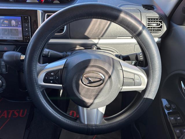 タントＸ　ＶＳ　ＳＡIIIキーフリーシステム　パワースライドドア（左側）　オートエアコン（プッシュ式）　オートライト　ハロゲンヘッドランプ　マルチインフォメーションディスプレイ（静岡県）の中古車