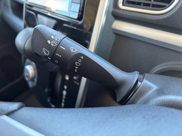 タントＸ　ＶＳ　ＳＡIIIキーフリーシステム　パワースライドドア（左側）　オートエアコン（プッシュ式）　オートライト　ハロゲンヘッドランプ　マルチインフォメーションディスプレイ（静岡県）の中古車