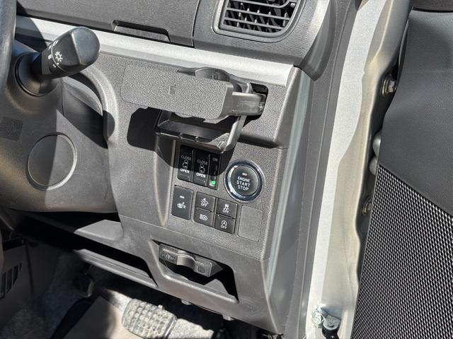 タントＸ　ＶＳ　ＳＡIIIキーフリーシステム　パワースライドドア（左側）　オートエアコン（プッシュ式）　オートライト　ハロゲンヘッドランプ　マルチインフォメーションディスプレイ（静岡県）の中古車