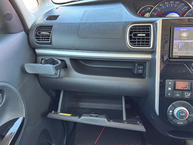 タントＸ　ＶＳ　ＳＡIIIキーフリーシステム　パワースライドドア（左側）　オートエアコン（プッシュ式）　オートライト　ハロゲンヘッドランプ　マルチインフォメーションディスプレイ（静岡県）の中古車