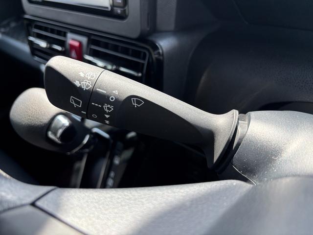 タントカスタムＸ１４インチアルミホイール　大型エアロバンパー　フルＬＥＤヘッドランプ　オート格納式カラードドアミラー　両側パワースライドドア　キーフリーシステム　プッシュボタンスタート（静岡県）の中古車