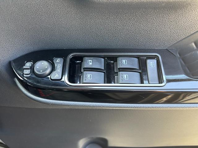 タントカスタムXスタイルセレクション14インチアルミホイール 大型エアロバンパー フルLEDヘッドランプ オート格納式カラードドアミラー 両側パワースライドドア TFTカラーマルチインフォメーションディスプレイ(静岡県)の中古車