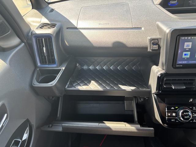 タントカスタムXスタイルセレクション14インチアルミホイール 大型エアロバンパー フルLEDヘッドランプ オート格納式カラードドアミラー 両側パワースライドドア TFTカラーマルチインフォメーションディスプレイ(静岡県)の中古車