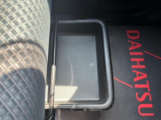 タントカスタムXスタイルセレクション14インチアルミホイール 大型エアロバンパー フルLEDヘッドランプ オート格納式カラードドアミラー 両側パワースライドドア TFTカラーマルチインフォメーションディスプレイ(静岡県)の中古車