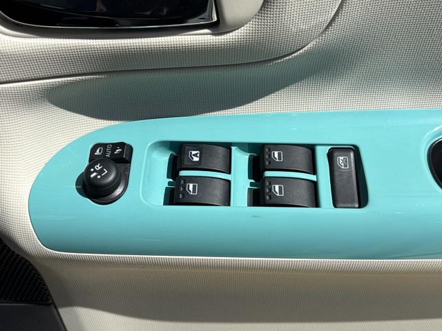 ムーヴキャンバスＧメイクアップＶＳ　ＳＡIII１４インチフルホイールキャップ　ＬＥＤヘッドランプ　キーフリーシステム　両側パワースライドドア　オートエアコン（プッシュ式）　オートライト　置きラクボックス（静岡県）の中古車