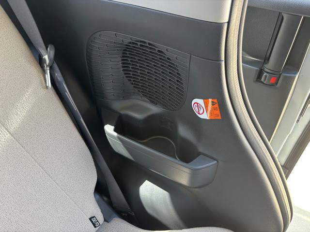 ムーヴキャンバスＧメイクアップＶＳ　ＳＡIII１４インチフルホイールキャップ　ＬＥＤヘッドランプ　キーフリーシステム　両側パワースライドドア　オートエアコン（プッシュ式）　オートライト　置きラクボックス（静岡県）の中古車