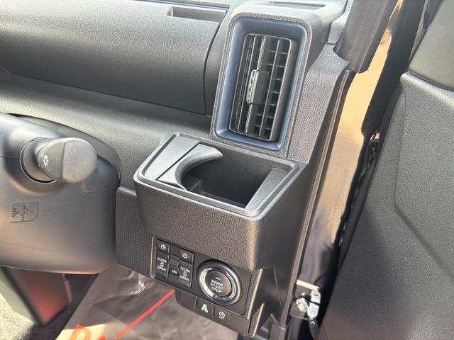 タントカスタムRS15インチアルミホイール キーフリーシステム プッシュボタンスタート オートエアコン(プッシュ式) フルLEDヘッドランプ オート格納式カラードドアミラー 本革巻ステアリングホイール(静岡県)の中古車