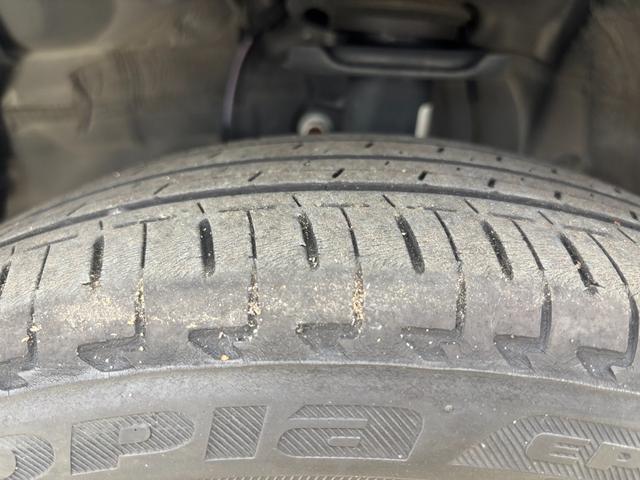 ムーヴキャンバスＧメイクアップリミテッド　ＳＡIII１４インチフルホイールキャップ　ＬＥＤヘッドランプ　キーフリーシステム　両側パワースライドドア　オートエアコン（プッシュ式）　オートライト　置きラクボックス（静岡県）の中古車