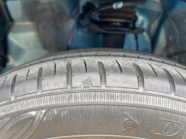 ミライースＸ　ＳＡIII１４インチフルホイールキャップ　ＬＥＤヘッドランプ　電動格納式（カラード）ドアミラー　自発光式デジタルメーターブルーイルミネーションメーター　マニュアルエアコン（ダイヤル式）　キーレスエントリー（静岡県）の中古車