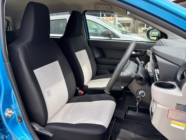 ミライースＸ　ＳＡIII１４インチフルホイールキャップ　ＬＥＤヘッドランプ　電動格納式（カラード）ドアミラー　自発光式デジタルメーターブルーイルミネーションメーター　マニュアルエアコン（ダイヤル式）　キーレスエントリー（静岡県）の中古車