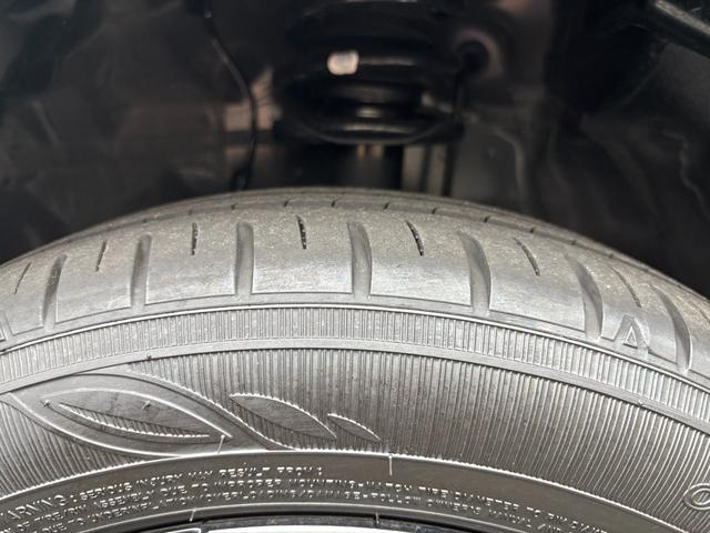 タントカスタムＸ１４インチアルミホイール　大型エアロバンパー　フルＬＥＤヘッドランプ　オート格納式カラードドアミラー　両側パワースライドドア　キーフリーシステム　プッシュボタンスタート（静岡県）の中古車