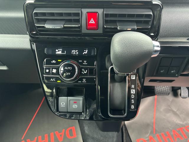 タントカスタムＸ１４インチアルミホイール　大型エアロバンパー　フルＬＥＤヘッドランプ　オート格納式カラードドアミラー　両側パワースライドドア　キーフリーシステム　プッシュボタンスタート（静岡県）の中古車