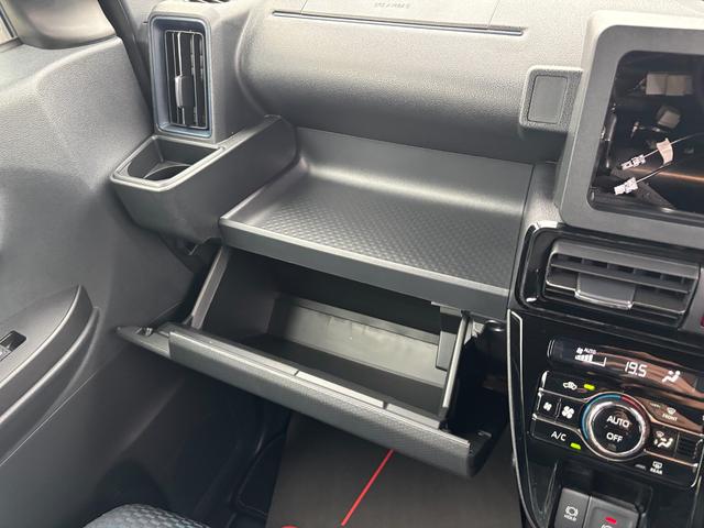 タントカスタムＸ１４インチアルミホイール　大型エアロバンパー　フルＬＥＤヘッドランプ　オート格納式カラードドアミラー　両側パワースライドドア　キーフリーシステム　プッシュボタンスタート（静岡県）の中古車