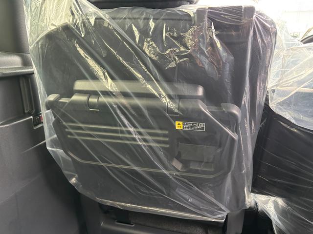 タントカスタムＸ１４インチアルミホイール　大型エアロバンパー　フルＬＥＤヘッドランプ　オート格納式カラードドアミラー　両側パワースライドドア　キーフリーシステム　プッシュボタンスタート（静岡県）の中古車