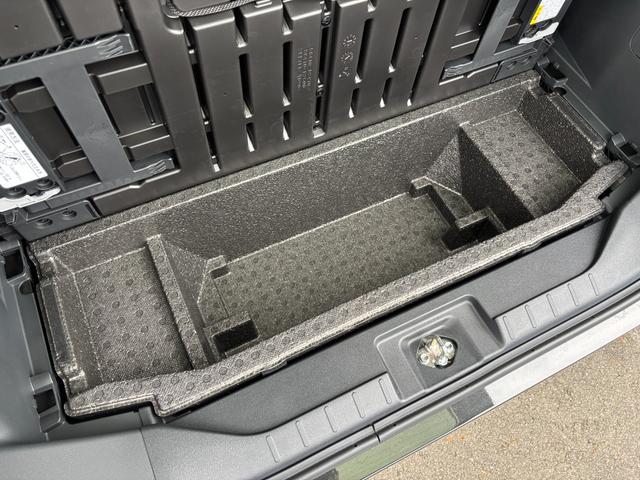 タントカスタムＸ１４インチアルミホイール　大型エアロバンパー　フルＬＥＤヘッドランプ　オート格納式カラードドアミラー　両側パワースライドドア　キーフリーシステム　プッシュボタンスタート（静岡県）の中古車